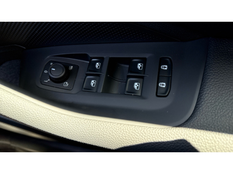 Skoda Superb 1.5 TSI e-TEC SE L 5dr DSG Petrol Hatchback